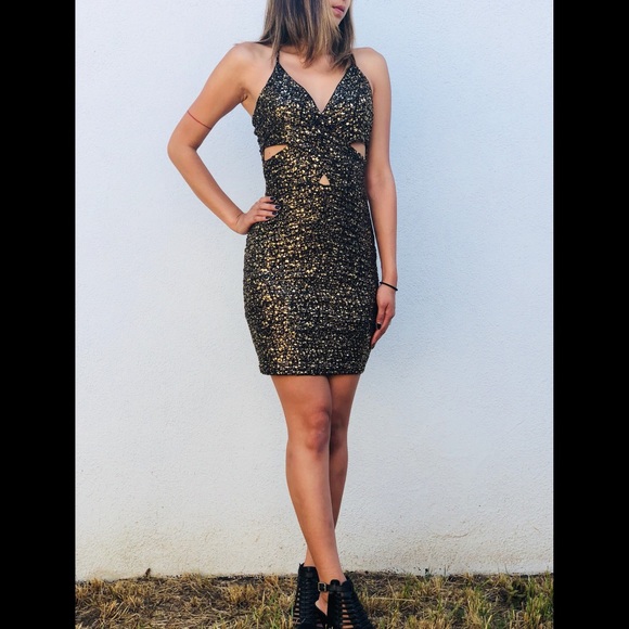 Windsor Dresses & Skirts - Windsor gold detailed black dress